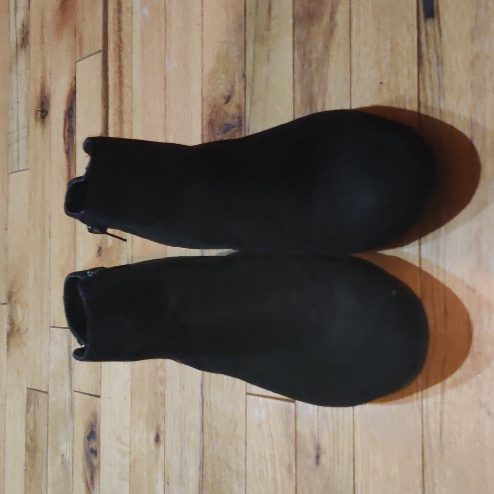 No call black booties